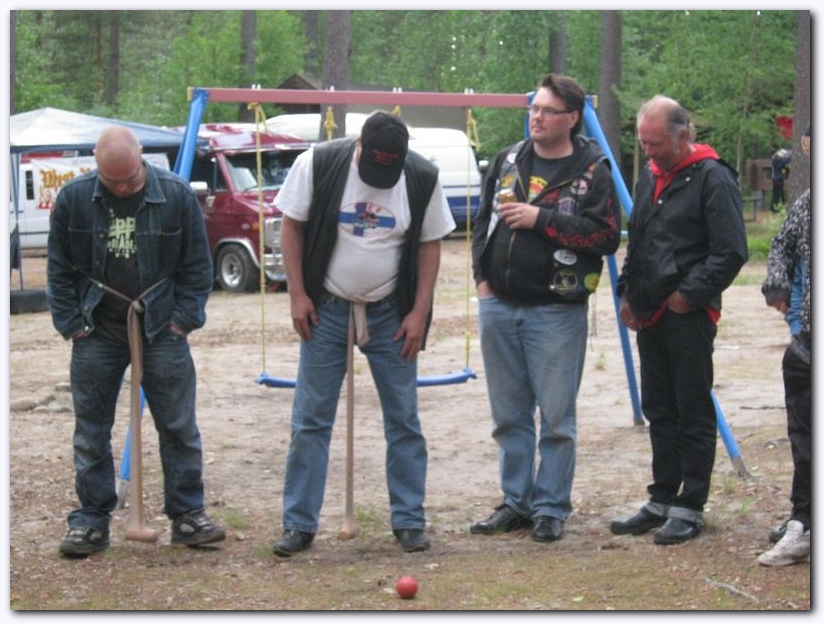 802x601 pixels (189K)